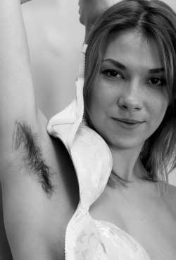 cutest-hairy-armpit-girls:  onlybeautifularmpitswomen:   #armpits  #unshaved  #unshavenarmpits #beautifulwomen  #beautifulwoman #axilassindepilar  #axilasdemujeres   .