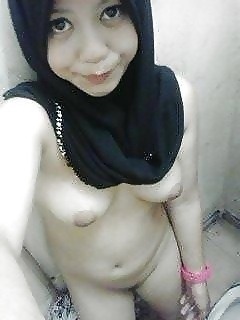 Malaysian jilbab porn pictures
