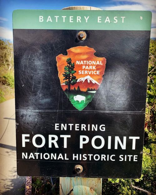 @fortpoint #fortpoint #sf #discoveries #hikes  (at Fort Point National Historic Site) https://www.instagram.com/p/CSLcbsArViZV8IFVUmP8Vy57vo7IbiFwChwvHg0/?utm_medium=tumblr