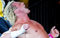 rwfan11:  Ziggler - hairy chest …so his roots are dark brown (his natural color) but his chest hairs grown in blonde!? :-) …LOL! …..and yes!,he has no problem &lsquo;opening W I D E&rsquo;  …ready for the ‘D’! ;-)