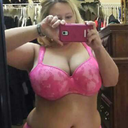 pokerjimandcurvyjen:  Spank me ladies😘  I’m looking for bisexual women in Central Florida to join hubby and I 😘😘Jen 
