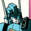 gokuma: qaelios:  “No, it can’t be!” Ladies and gentlemen, say hello to the most badass Decepticon ever in the Aligned continuity, Soundwave! So happy that he is back, and kicking Autobot tailpipes as ever.   TFP coming back to save this show  OH