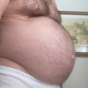 bigpapasote:So sexy and hot! There’s nothing like a short fat cock on a big sexy Daddy Bear.