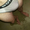 loserpb:Continuing to wet these chinos!