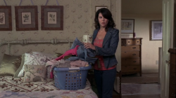 lattefoam:  I have never laughed harder at a gilmore girls scene than I laughed at this 
