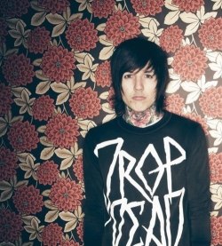 oliver-sykes-is-perfection:  I am the ocean I am the sea  There is a world inside of me 