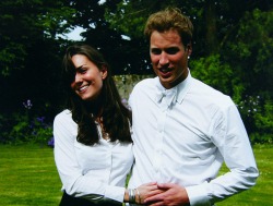  Prince William &amp; Kate Middleton on their graudation day at St Andrew’s University (2005). 
