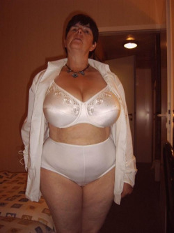 Even in just their underwear, older women radiate sexual allure&hellip; 