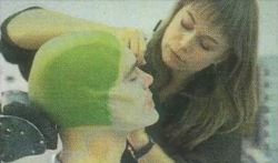 pancakelanding:  Photos of Jim Carrey in the makeup chair for “The Mask”, 1994  from Reddit