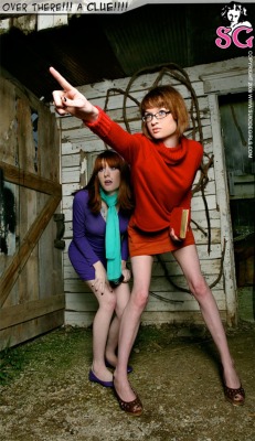shivermetimbersxxx:  Suicide Girls in Scooby Doo, as Daphne and Velma!