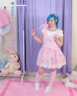 candyabdl:  Playing dress-up &amp; stuff. 👑 See the full photo set plus the clip at www.ABDreams.com 💖