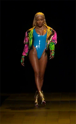 betterthankanyebitch: Teyana Taylor walks the runway for The Blonds fashion show