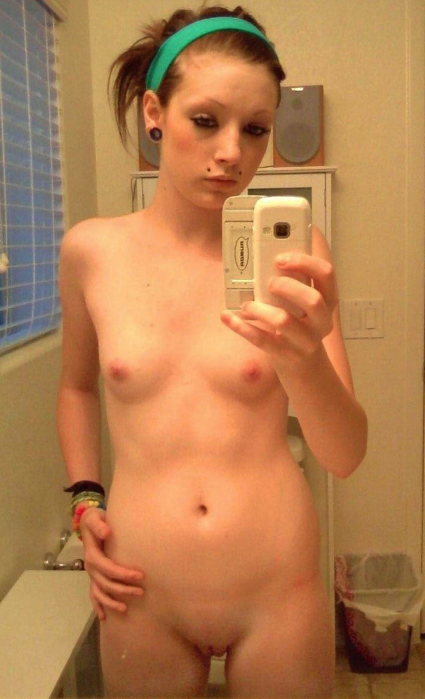 Young skinny teen mirror selfie
