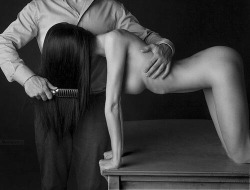 geekylittlecephalopod:  daddysverygoodgirl:  storyofasub:  one of my favourites.  Dear Dominants,This is a beautiful picture. It is a lovely image of a dominant caring for his submissive. But… PLEASE don’t brush anyone’s hair like this. I have long