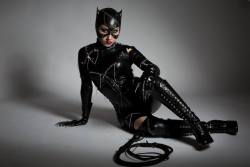 cosplayblog:  Submission Weekend!Catwoman from   Tim Burton’s Batman Returns Cosplayer/Submitter: EleNoira CatwomanPhotographer: Elle Esse Photography 