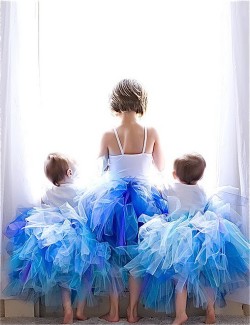 Ballerinas in blue