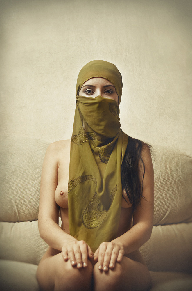Arab hijab muslim women boobs