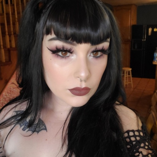 undeadbettie:cum play with me🥰 OnlyFans