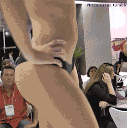nicce-asses:  Unff always wanted to make this GIF. Took forever but damn that is one perfect fat ass on the catwalk ;) Mmm.