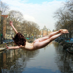 lightnessandbeauty:  Diving in Amsterdam