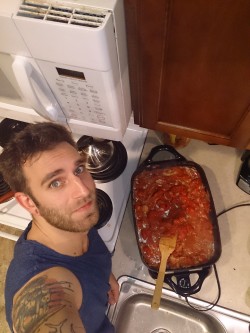 gymratskip:  meniloveat5280:  Follow for over 95,000 examples of The Art of Man  &ldquo;Hmmm!&quot;  &quot;You may be a great cook, but that (slop) doesn’t look good at all to me!&rdquo; (Maybe it tastes better than it looks) &ldquo;How about if I