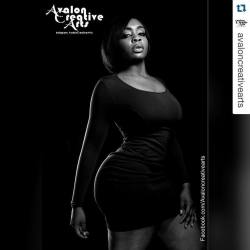 #Repost @avaloncreativearts ・・・ Now setting up late December and early January shoots up to 2hrs. Email or DM for more information.  Model is Ms London Cross @mslondoncross  location  Baltimore county #fashion #natural #sexy #daring #sensual #avaloncreati