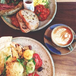 huan-chantelle:  One of the first few things I’ll do when I get back to Sg? Have my cup of artisan coffee and a good plate of brunch food. || #brunch #coffee #throwback #singapore #ohhowireallymissmycoffee