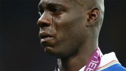hyperionofficial:  canfy:  posttragicmulatto:  androphilia:  Racist Chants From The Crowd Brought This Soccer Star To Tears | Political Blind Spot  Mario Balotelli, the star striker for the Italian soccer club AC Milan was brought to tears during an away