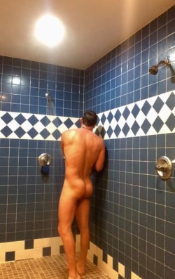 suckmytarzan:  ME - Bubble Butt in Gym Shower  Check out my Sexy Tan Abs &amp; Cock. or my Sexy Ass in a public shower.  Twitter: @SuckTarzan  Pics of just meSnapchat: SuckTarzan