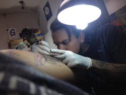 Tatuando neotradi #tattoo #tatuaje #tatu #tattooed #tattooedgirls #tattoedmen #ink #inked #inkup #inklife #Venezuela #lara #barquisimeto #gabodiaz04