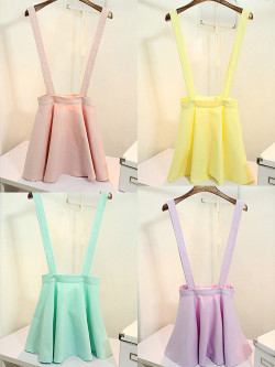 otigre:  Pastel Suspender Skirts + use “ernbarassing” for a 10% discount ♥ 