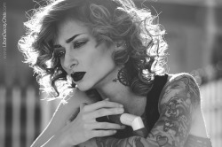 Carolina noir.  photo UrbanDecayChris, model Theresa Manchester