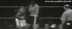 dementia-pugilistica:  Sugar Ray Robinson vs. Rocky Granziano April 16, 1952