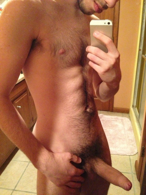 Straight uncut guy on cam