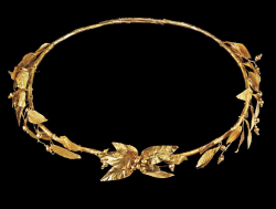 archaicwonder:  Hellenistic gold olive wreath diadem Circa 3rd Century BC The diadem composed of sheet gold over a tubular core, decorated with several long spear-shaped leaves with impressed veins and delicate hollow gold fruits, all attached to the