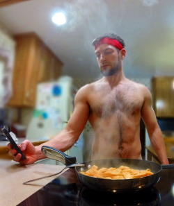bravodelta9:I can cook stuff. My chicken isn’t dry and tasteless at least. (I’m using my phone to control my GoPro; it’s not like I text while I cook… and I have pants on.)