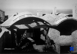 ofhouses:  229. Eladio Dieste /// Casa Dieste /// Montevideo, Uruguay /// 1963Of Houses guest curated by Cristian Valenzuela Pinto (Deseopolis / Sin Título Zine):Hidden LegacyThe house is today the property of a former UN employee, whose name translated