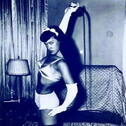 Classic #BettiePage #pinup #art finally putting my pictures up on the wall. #femdom #mistress #domme #domina #dominatrix #pinuplifestyle #bdsm #kinky #sexy #sexygram #bondage #fetish #fetishist #pornstarlifestyle #pornstar #kink #muse #inspiration