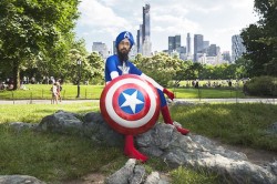 it-varys:  dytabytes:  And why not a Sikh Captain America? Vishavjit Singh got into a Captain America and went on a trip through New York to challenge the way that people think about superheroes and Sikh people both.  I was striking a few poses in my