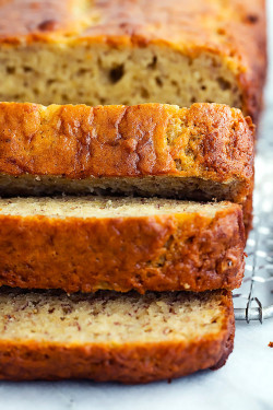 do-not-touch-my-food:    Brown Butter Banana Bread   