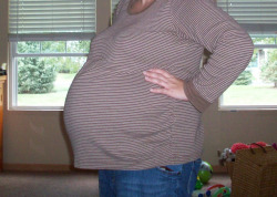 childbirthwoman:  Today’s belly - 37 weeks   3 days!  