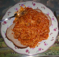 Chef Boyardee Spaghetti and Meatballs over toast!!!