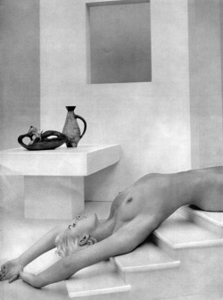 blackandwhite666:  Photograph by Zoltan Glass, 1950.