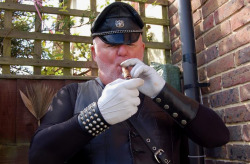 marlborocountry:  This cigar smoking leather Daddy sure knows how to wear a pair of gloves.