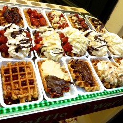 I need this. Now. NOW!!!!!! #waffles