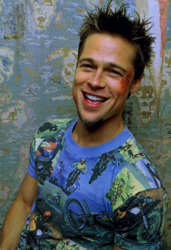 radioheas:  Brad Pitt in Fight Club (1999)