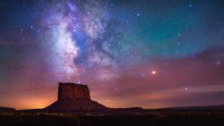 guardian:  Northern lights, blood moons and brilliant starsLook up to be amazed. We’ve compiled some of the most enthralling images in the galaxy — like the Monument Stars in Monument Valley, Utah — all of which are contestants in the Insight