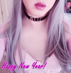 ittakes2totangotrap:  Happy New Year!  Someone want to help me clean up this mess?New Year’s Resolution for 2018 - Be even sluttier ;3