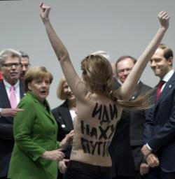 Hanover, Putin &amp; Femen | &ldquo;Fuck Dictator!&quot;  UPD &quot;Partners in crime&rdquo; &amp; first VIDEO