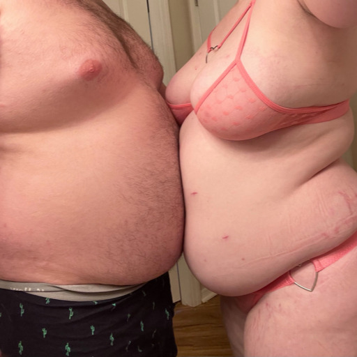 ffabellylover:Stuffed in March vs completely empty in December! I feel like I look fatter in the second pic but I’m actually heavier in the first pic somehow. Was almost 230lbs in the first pic and I’m 218lbs in the second. 